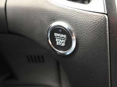 Used 2024 Ford Edge Titanium AWD/4WD image 24