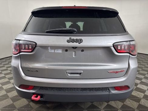Used 2020 Jeep Compass Trailhawk AWD/4WD image 22