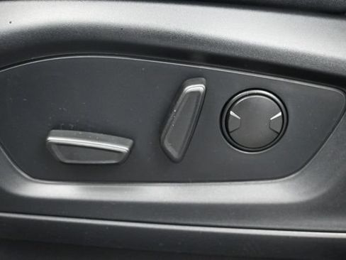 New 2026 Ford Explorer Active RWD image 15