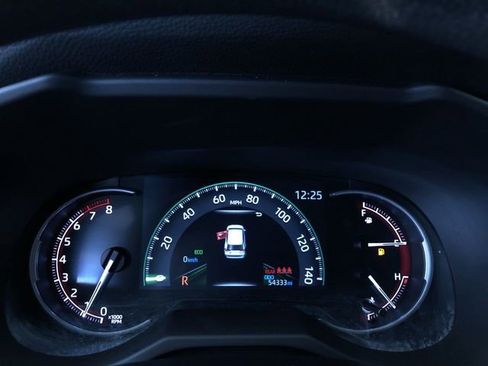 Certified 2024 Toyota RAV4 LE image 28