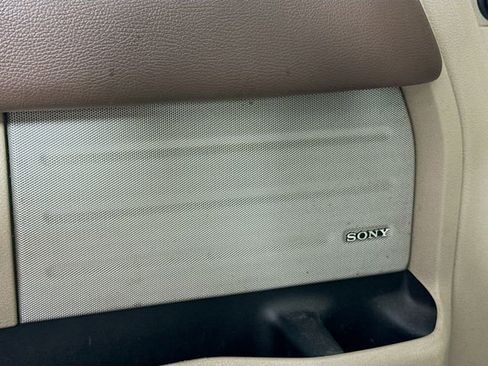 Used 2010 Ford F150 Lariat AWD/4WD image 21