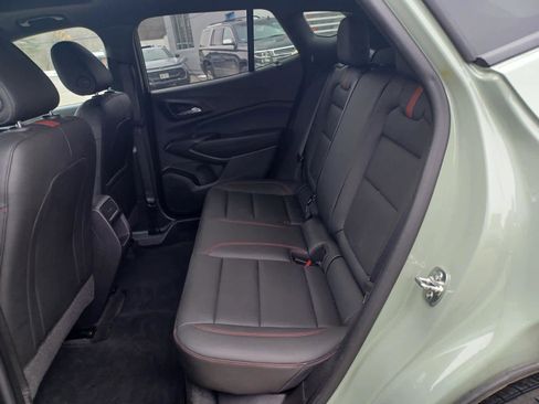 Used 2024 Chevrolet Trax RS w/ Sunroof Package image 15