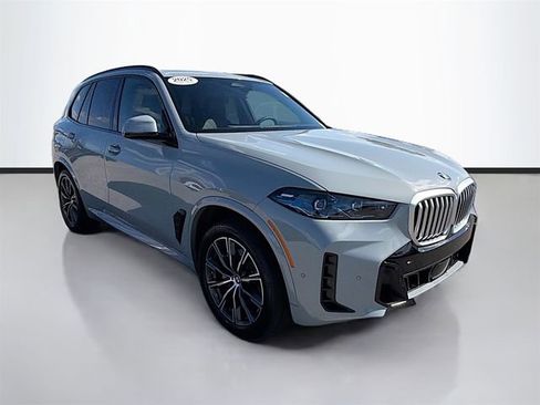 Certified 2025 BMW X5 xDrive40i image 3