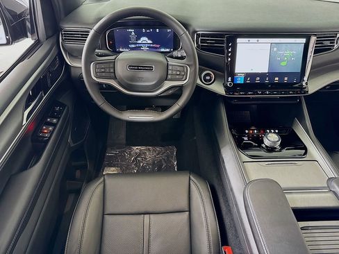 New 2026 Jeep Grand Wagoneer 4WD w/ Premium Group I image 24