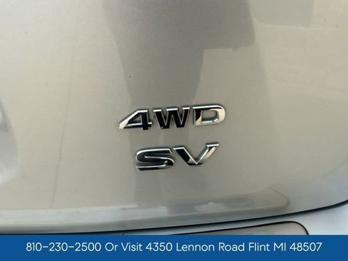Used 2014 Nissan Pathfinder SV AWD/4WD image 29