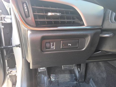 Used 2015 Cadillac ATS Luxury RWD image 32