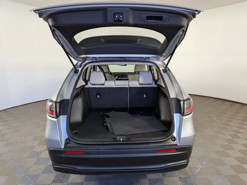 Used 2023 Honda HR-V LX image 8