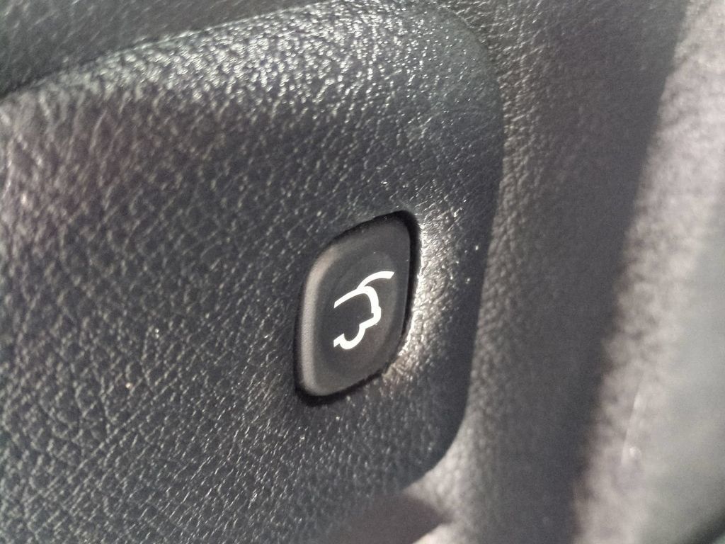 Used 2024 Dodge Durango GT RWD image 15