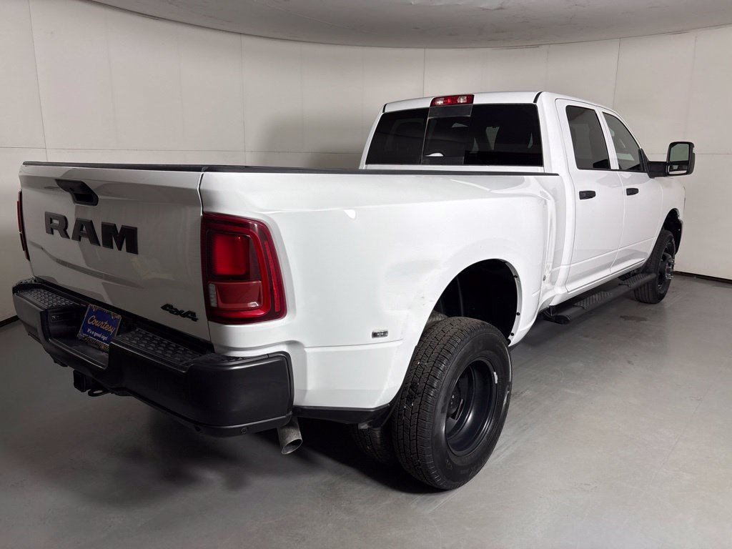 Used 2025 RAM 3500 Tradesman AWD/4WD image 8