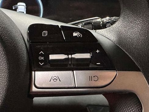 Used 2024 Hyundai Elantra SEL image 28