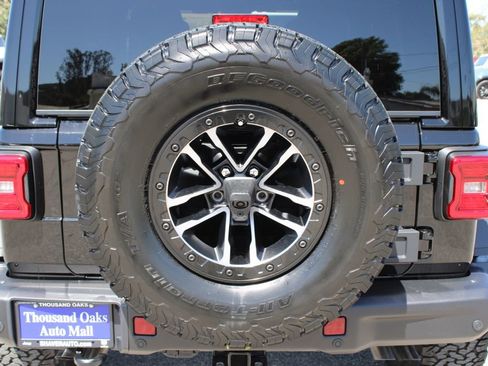 New 2026 Jeep Wrangler Unlimited Rubicon 392 w/ Quick Order Package 27X Moab AWD/4WD image 10