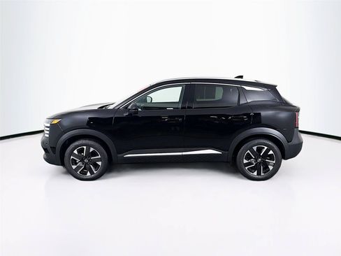 Used 2025 Nissan Kicks SR w/ Interior Electronics Package AWD/4WD image 8