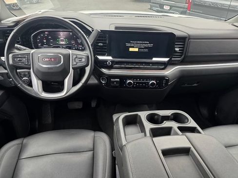 Used 2025 GMC Sierra 1500 SLT RWD image 15