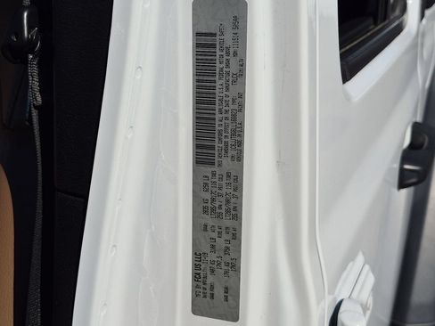 Certified 2020 Jeep Gladiator Rubicon AWD/4WD image 29