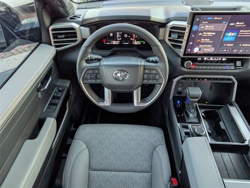 Certified 2025 Toyota Sequoia Limited image 17