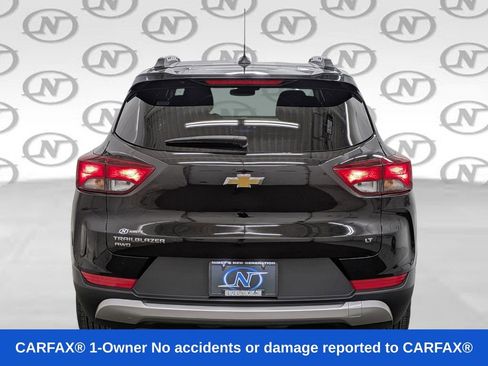 Used 2025 Chevrolet TrailBlazer LT AWD/4WD image 16
