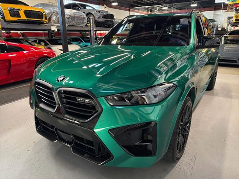 Used 2024 BMW X5 M Competition w/ Executive Package image 11