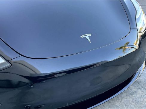 Used 2018 Tesla Model 3 Mid Range image 27
