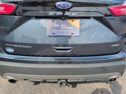 Certified 2024 Ford Edge Titanium w/ Equipment Group 301A AWD/4WD image 12