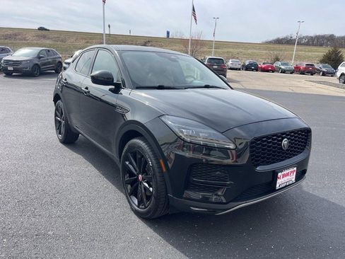 Used 2022 Jaguar E-PACE SE AWD/4WD image 2
