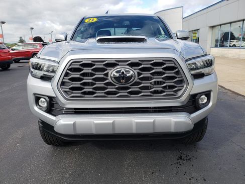 Used 2023 Toyota Tacoma TRD Sport image 4