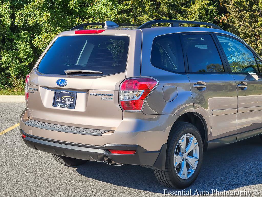 Used 2016 Subaru Forester 2.5i Premium w/ All-Weather Package AWD/4WD image 6