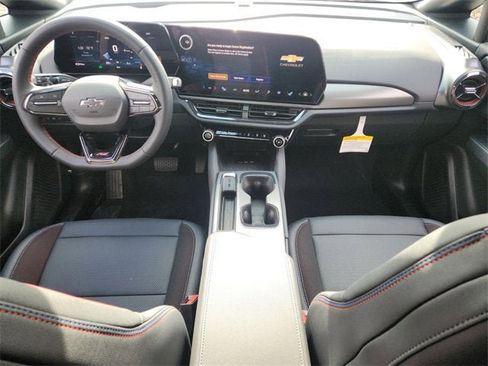 New 2026 Chevrolet Equinox EV RS image 11