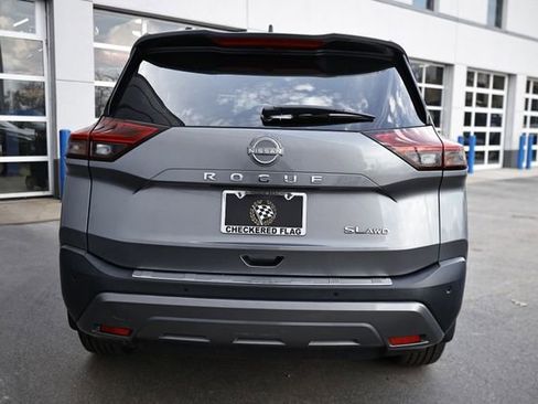 Used 2023 Nissan Rogue SL w/ SL Premium Package image 10