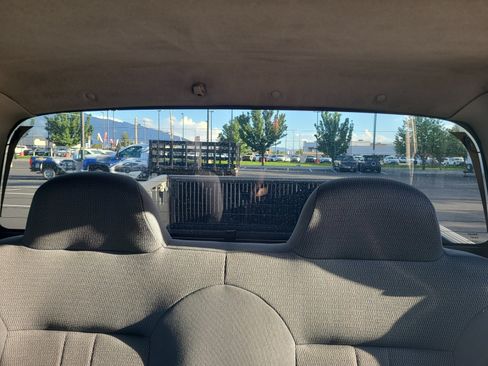 Used 2004 Nissan Frontier S/C AWD/4WD image 32