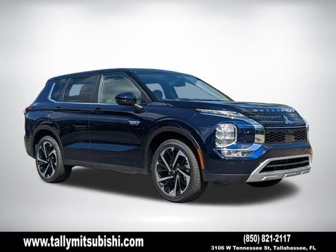 New 2025 Mitsubishi Outlander SE AWD/4WD image 1