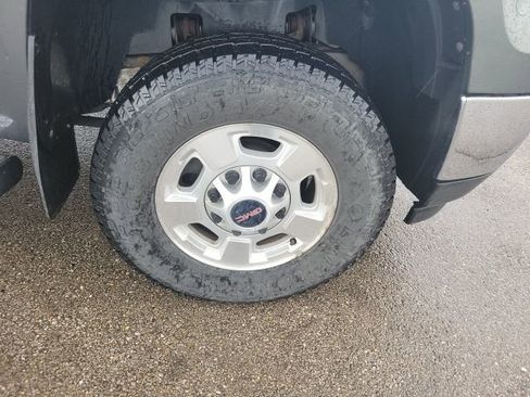 Used 2011 GMC Sierra 2500 SLE image 13