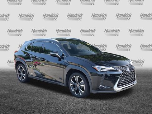 Used 2021 Lexus UX 250h w/ Accessory Package (Z1) AWD/4WD image 2