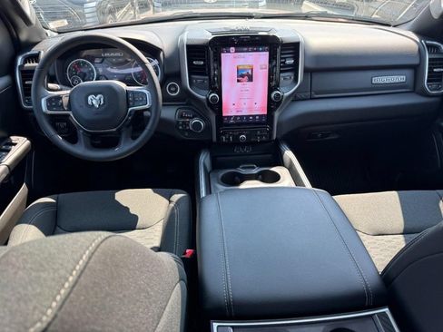 Used 2025 RAM 1500 Big Horn AWD/4WD image 12