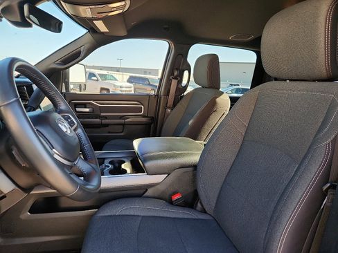 Used 2024 RAM 3500 Big Horn w/ Night Edition image 12