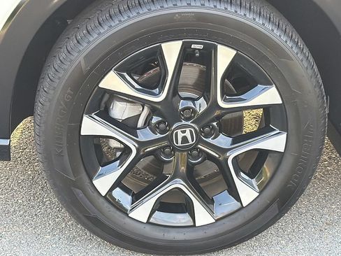 Used 2026 Honda HR-V EX-L image 11