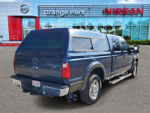 Used 2016 Ford F250 Lariat w/ Chrome Package image 2