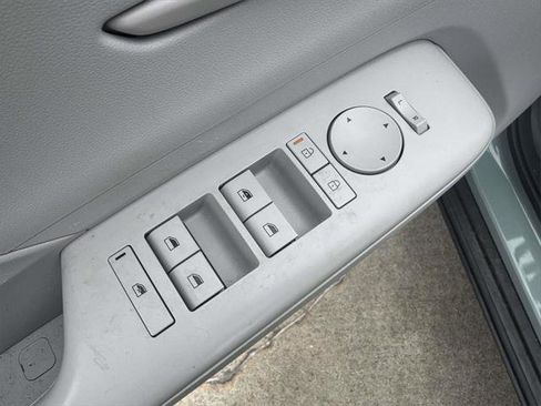 Used 2024 Hyundai Kona SEL image 15