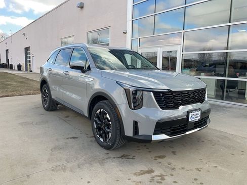 New 2026 Kia Sorento S image 1