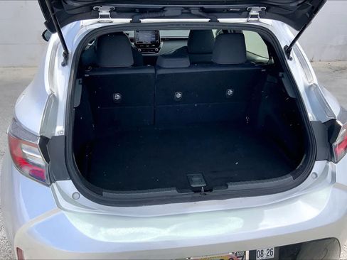 Used 2019 Toyota Corolla SE FWD image 18