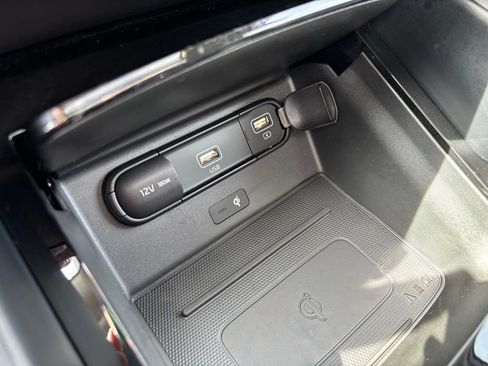 Used 2022 Kia Telluride S AWD/4WD image 30