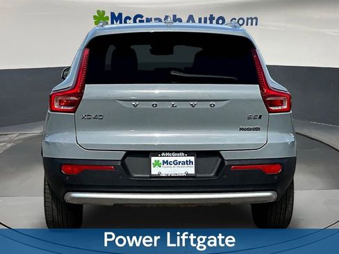 Used 2024 Volvo XC40 B5 Core AWD/4WD image 6