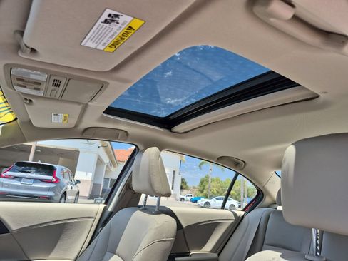 Used 2017 Honda Accord EX-L image 14
