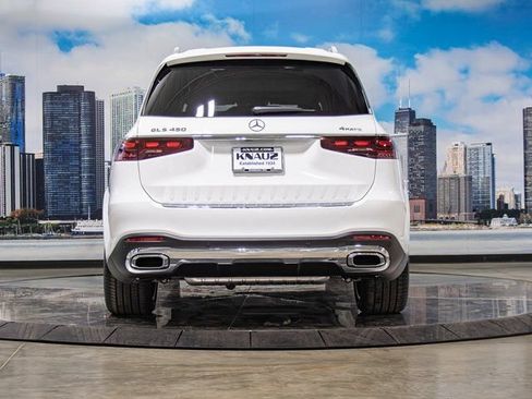 Certified 2026 Mercedes-Benz GLS 450 4MATIC image 11