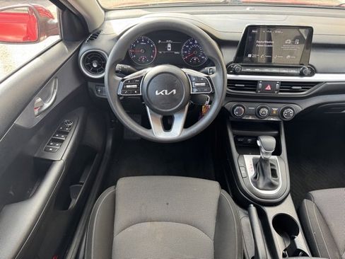 Certified 2023 Kia Forte LXS image 14