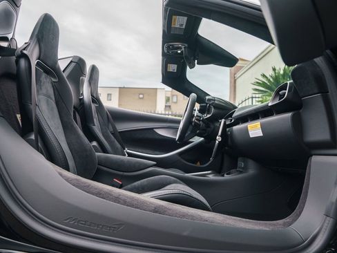 New 2026 McLaren Artura Spider image 12