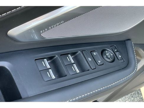 Certified 2023 Acura RDX FWD w/ Technology Package image 11