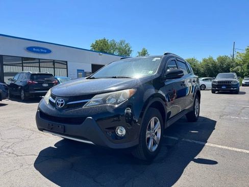 Used 2015 Toyota RAV4 XLE FWD image 6