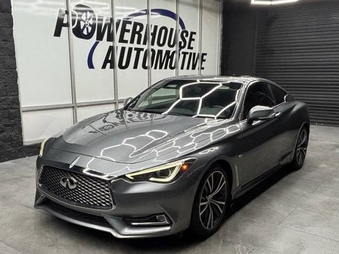 Used 2017 INFINITI Q60 3.0t w/ Cargo Package RWD image 2