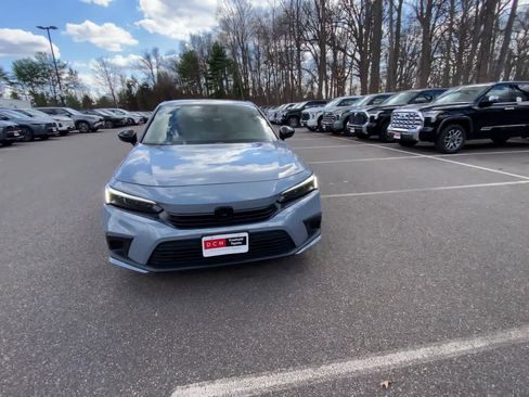 Used 2024 Honda Civic Sport image 8