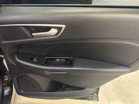 Used 2015 Ford Edge SEL w/ Equipment Group 201A image 23